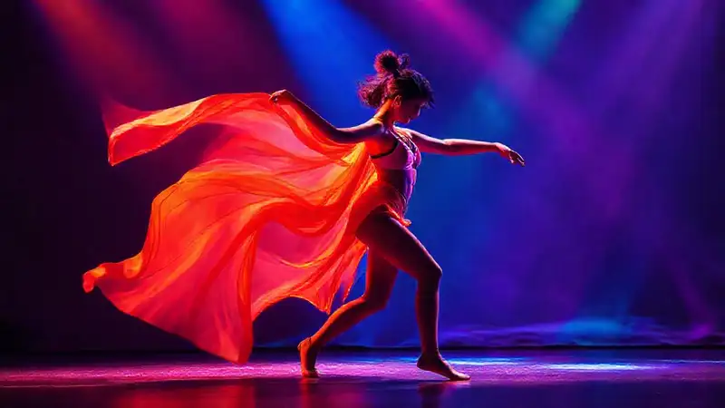 bailarín improvisando con movimiento vibrante